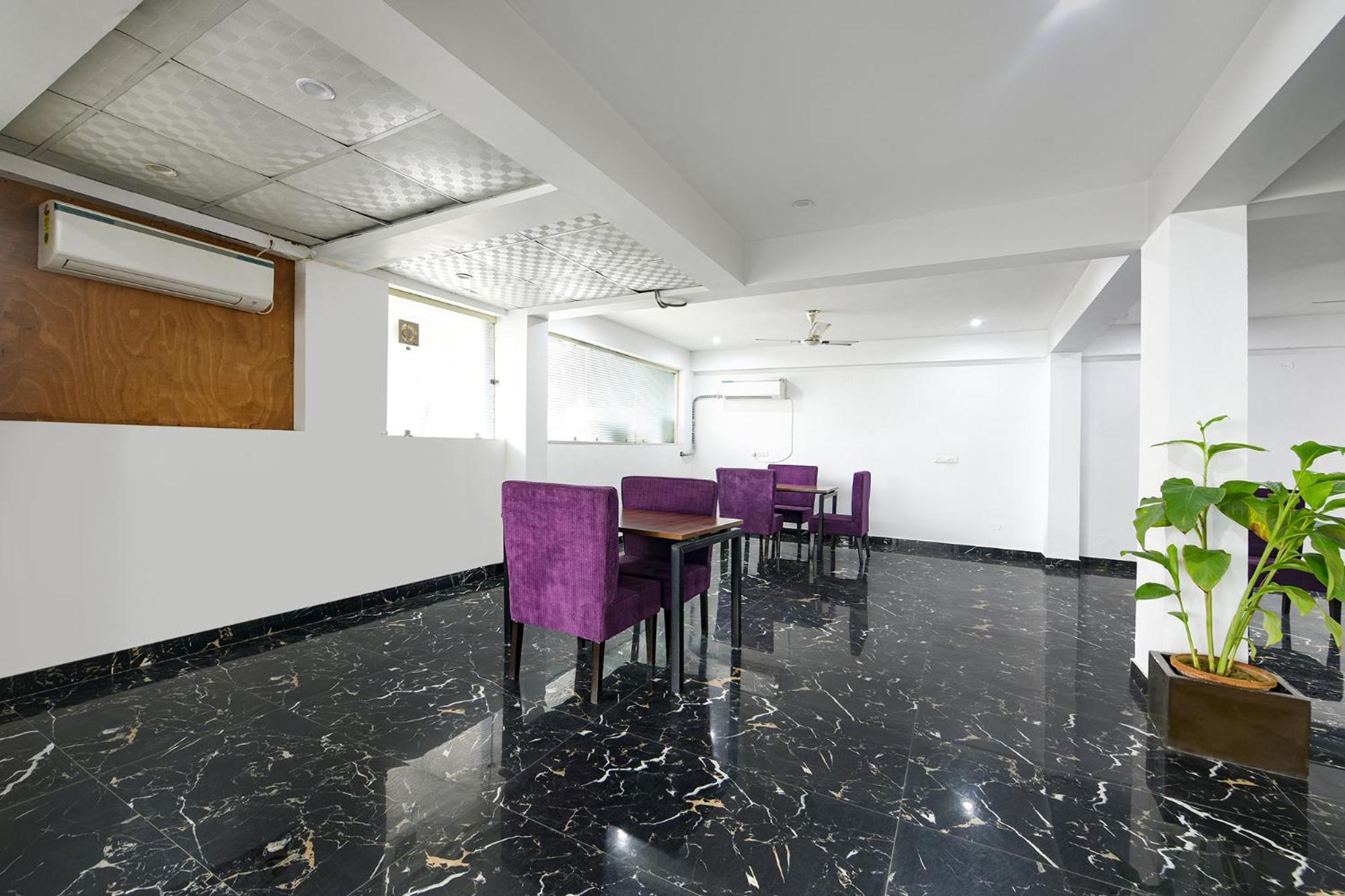 Fabhotel City Suits Gurgáon Kültér fotó